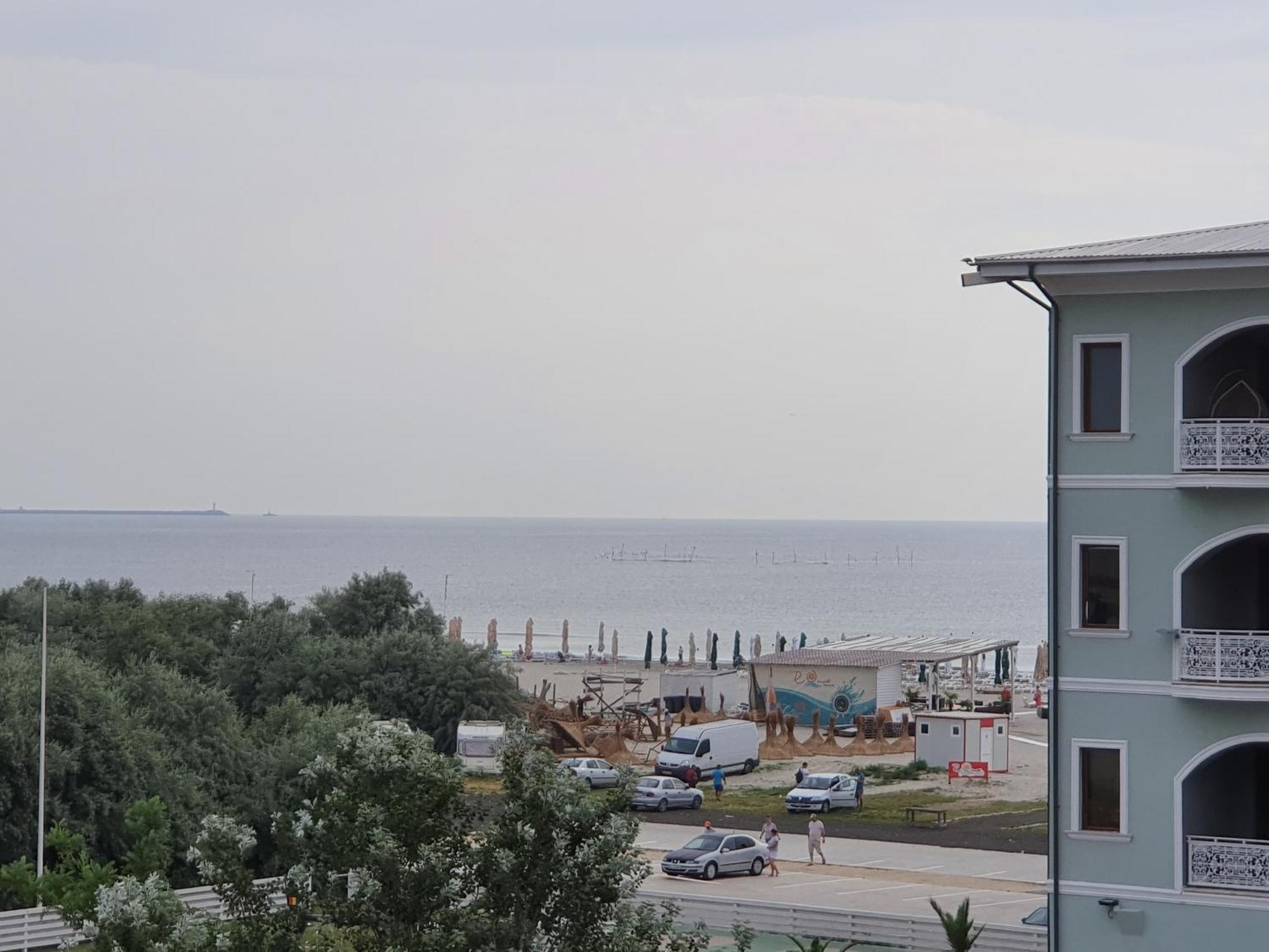 Отель Orient Mamaia Nord Нэводари Экстерьер фото